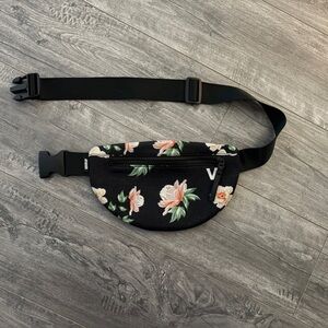 Vooray floral fannypack
